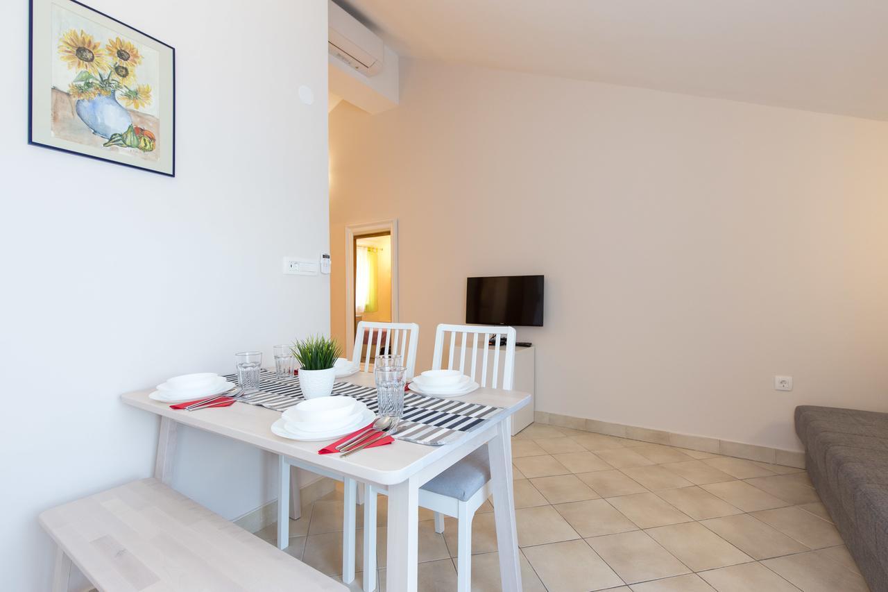 Apartments Tamaris Čižići Bagian luar foto