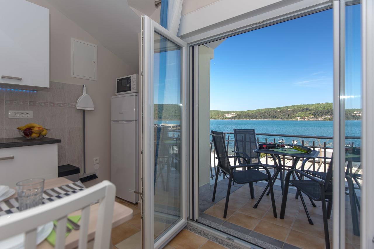 Apartments Tamaris Čižići Bagian luar foto