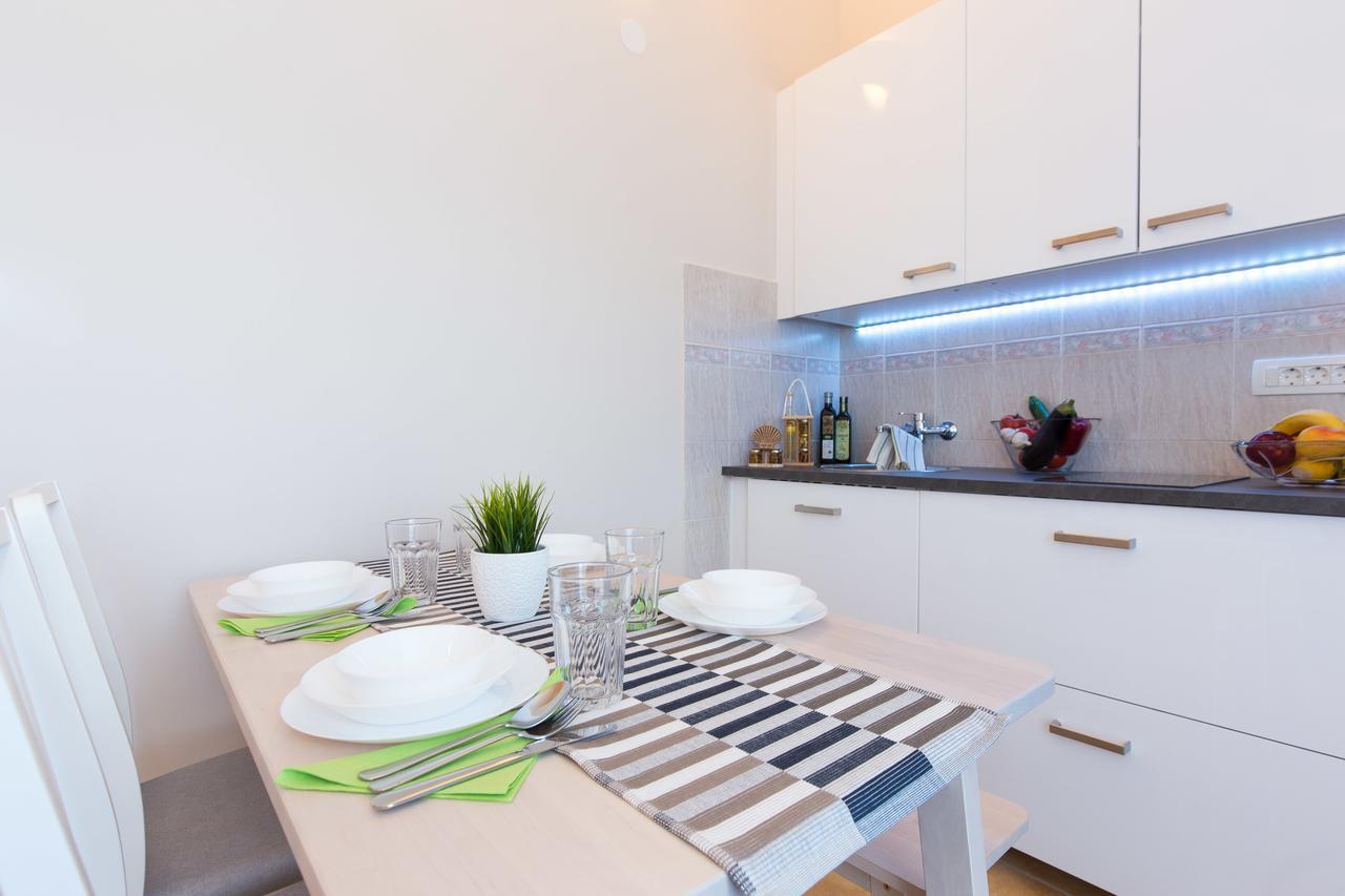 Apartments Tamaris Čižići Bagian luar foto