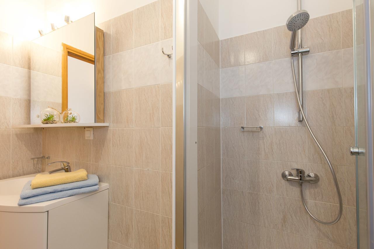 Apartments Tamaris Čižići Bagian luar foto