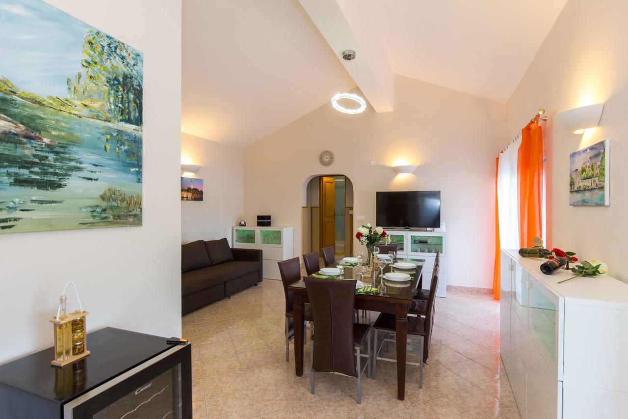 Apartments Tamaris Čižići Bagian luar foto
