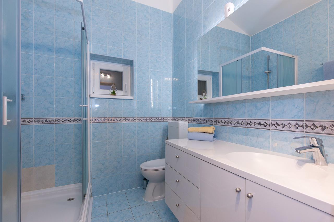 Apartments Tamaris Čižići Bagian luar foto
