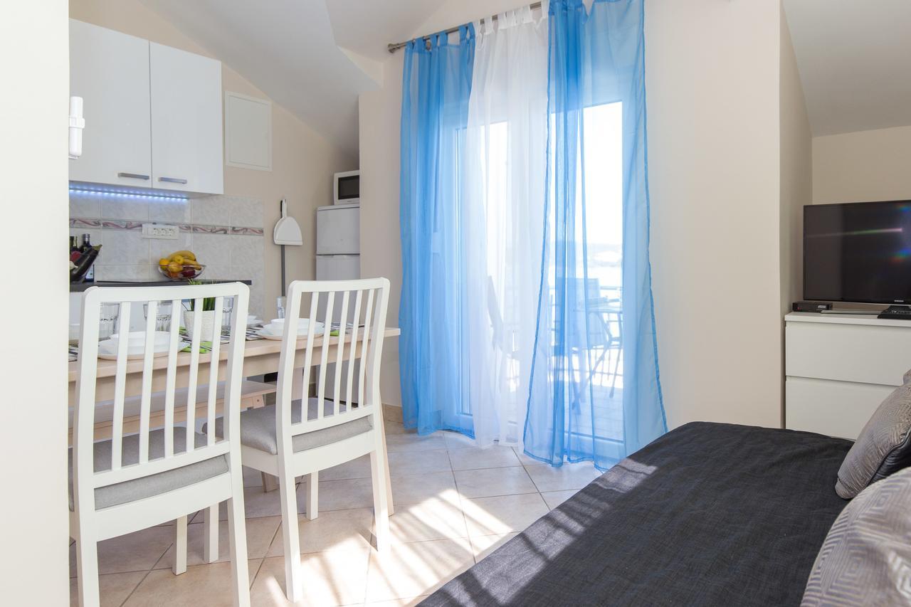 Apartments Tamaris Čižići Bagian luar foto