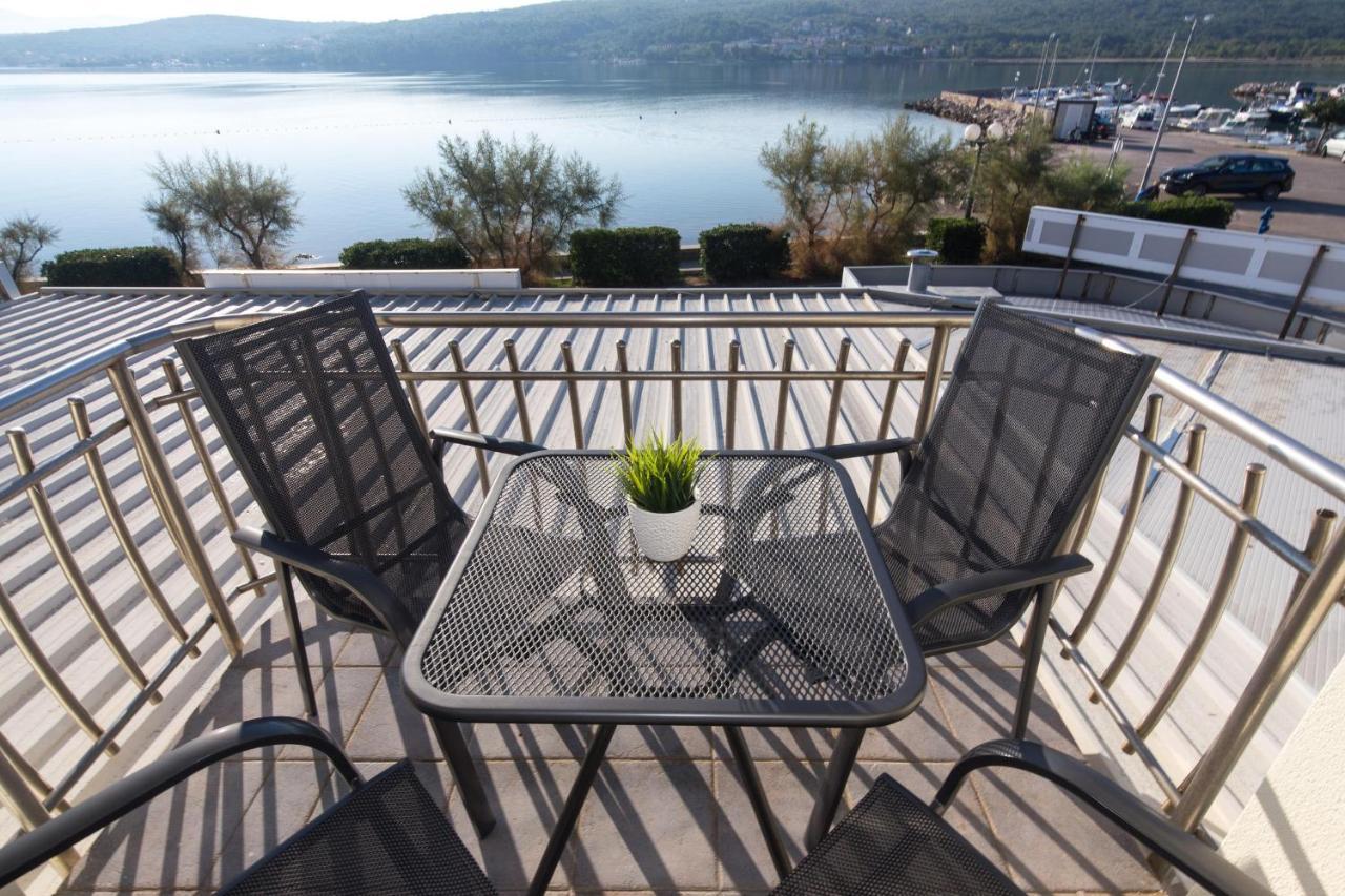 Apartments Tamaris Čižići Bagian luar foto